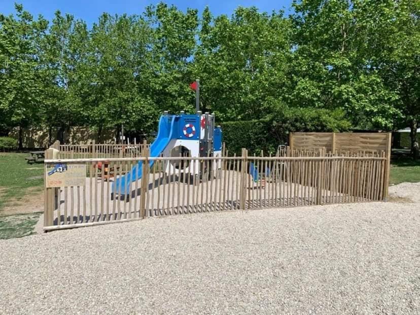 Camping Les Maraises Saint-Martin-de-Re Ngoại thất bức ảnh