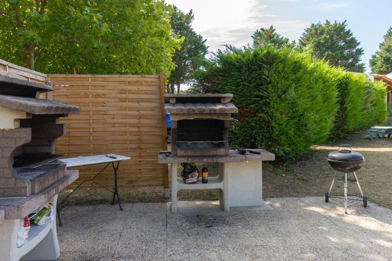Camping Les Maraises Saint-Martin-de-Re Ngoại thất bức ảnh